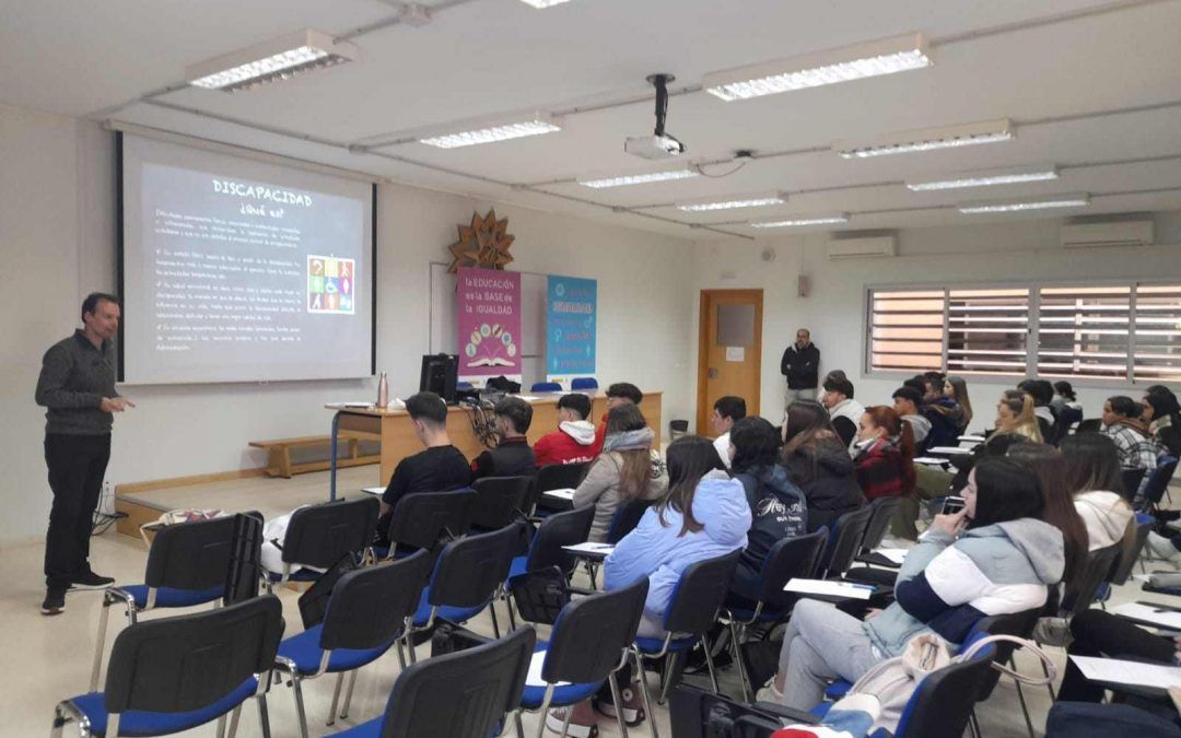 LUNA arranca un nuevo proyecto con los jóvenes como público destinatario