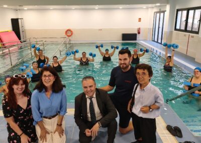 FAAM impulsa la rehabilitación en el agua para personas con discapacidad gracias al apoyo de Fundación Kutxabank