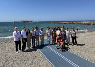 La XIX guía de accesibilidad a las playas de FAAM analiza el estado de 44 puntos accesibles instalados en los doce municipios costeros